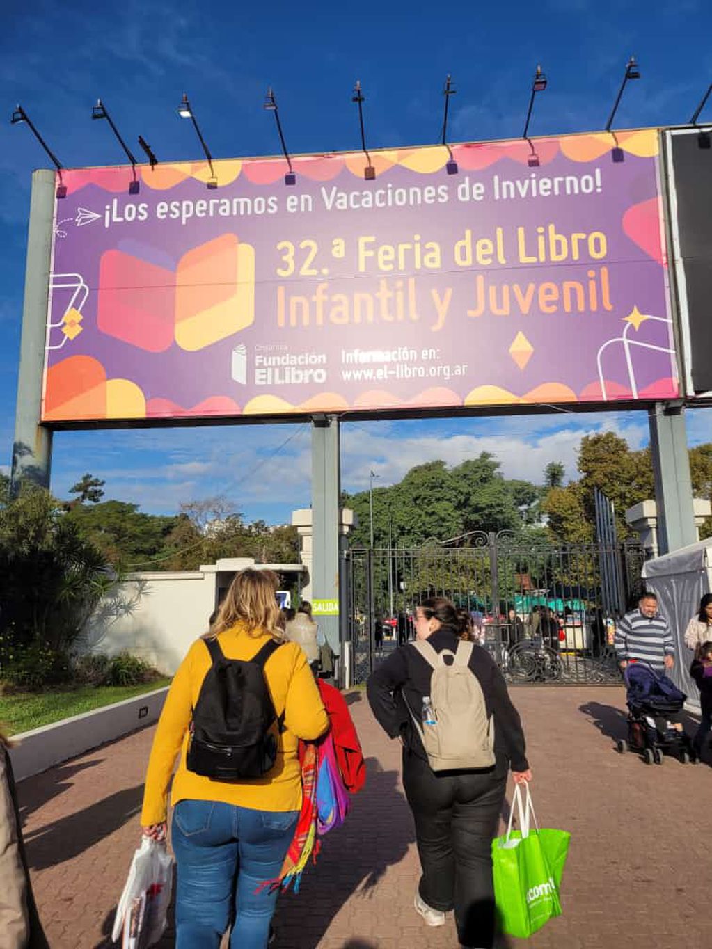 Gonzales Chaves presente en la 48º edición de la Feria del Libro