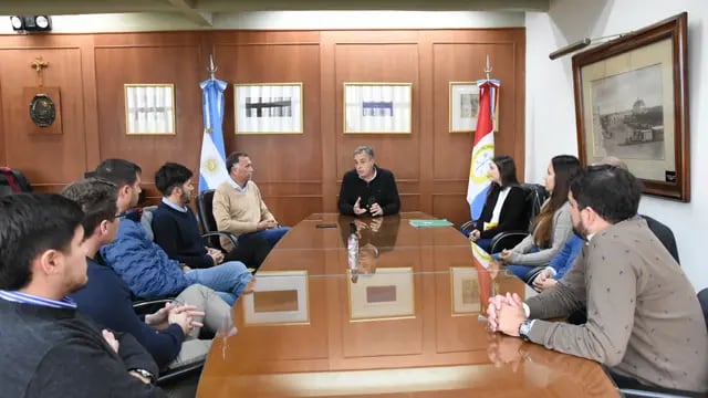 CCIRR Joven se reunió con el intendente Luis Castellano