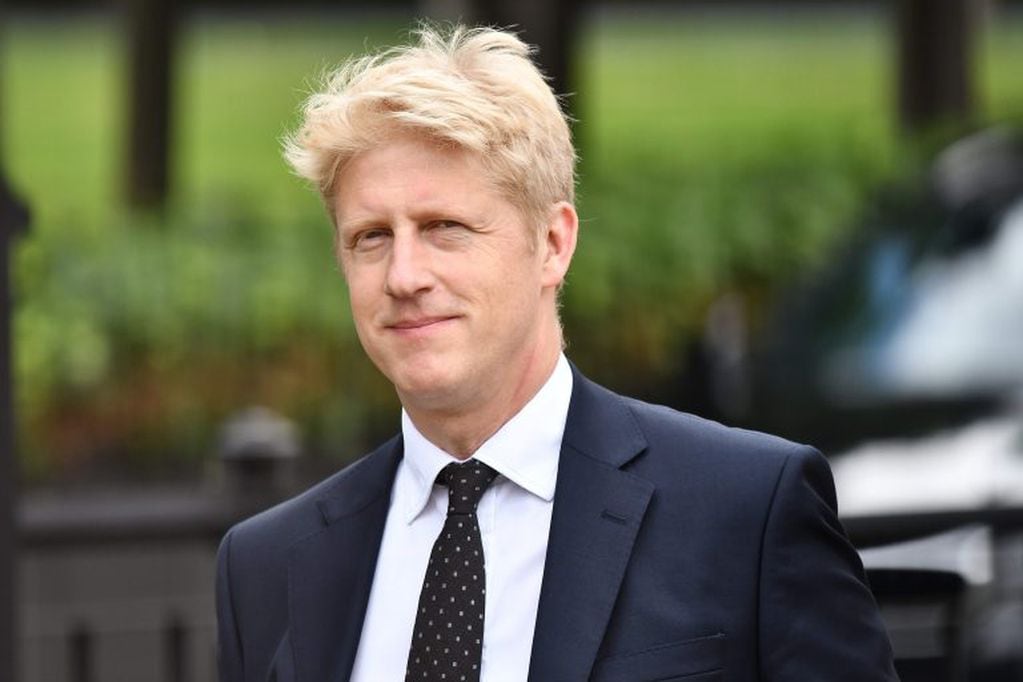 El primer ministro británico, Boris Johnson, recibió un nuevo golpe cuando su hermano Jo anunció su renuncia al gobierno y al parlamento. En esta foto de archivo el diputado Jo Johnson es visto en las Casas del Parlamento en Londres en junio de 2019. Crédito: Foto por Ben STANSALL / AFP