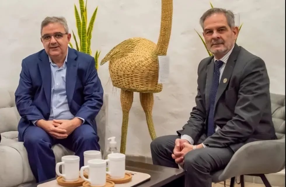 La firmaron el gobernador de Catamarca,Raúl Jalil y el rector de la Universidad Nacional de Tucumán, ingeniero Sergio José Pagani