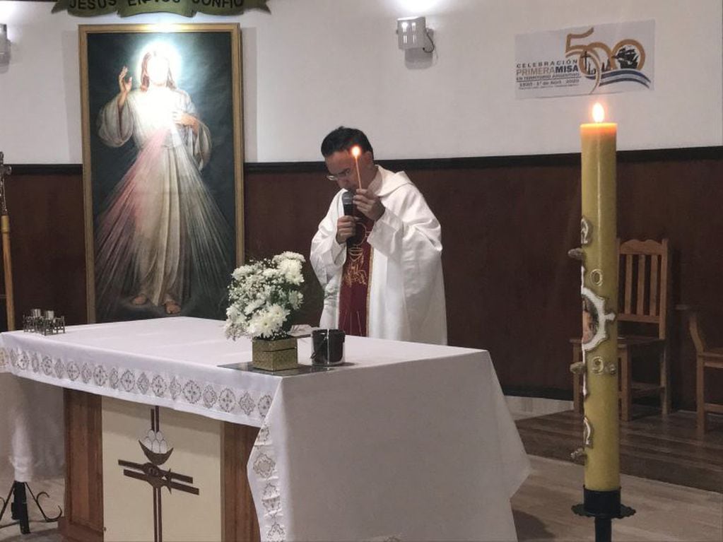 Tolhuin Parroquia Sagrada Familia Cirio Pascual