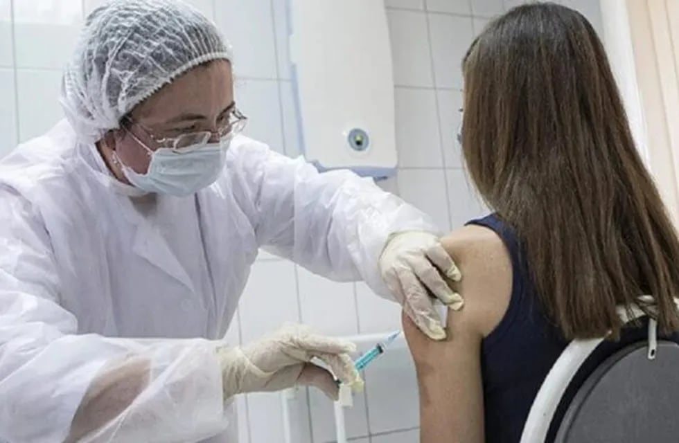 Se amplia la población objetivo en la vacunación contra el COVID-19 en Misiones.