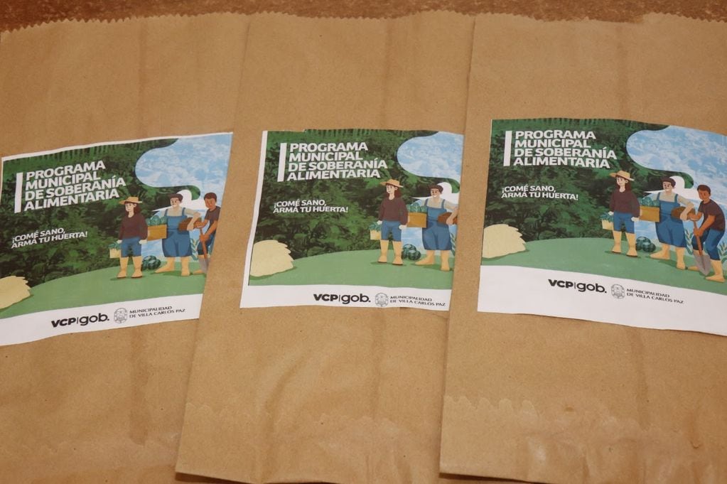 Algunos de los "kits de semillas" del “Programa Municipal de Soberanía Alimentaria”.
