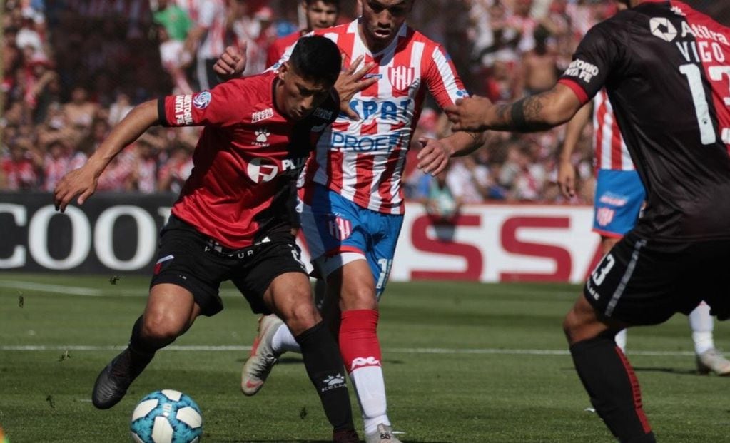Colón perdió 1 a 0 con Unión en el clásico santafesino por la fecha 9 de la Superliga el 6 de octubre de 2019. (@colonoficial)