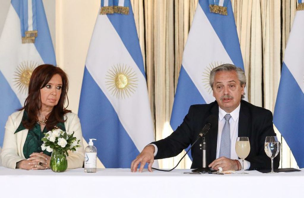 Alberto Fernández y Cristina Kirchner (Photo by ESTEBAN COLLAZO / Argentina's Presidency Press Office / AFP).