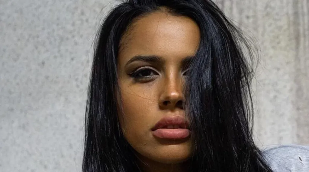 Araceli Torrado, nueva novia de David Nalbandian paralizó la web.
