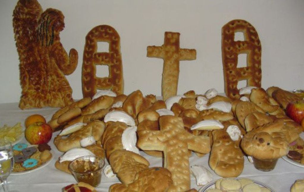 Figuras de pan que se realizan para celebrar la festividad de los santos difuntos el 1 y 2 de noviembre.