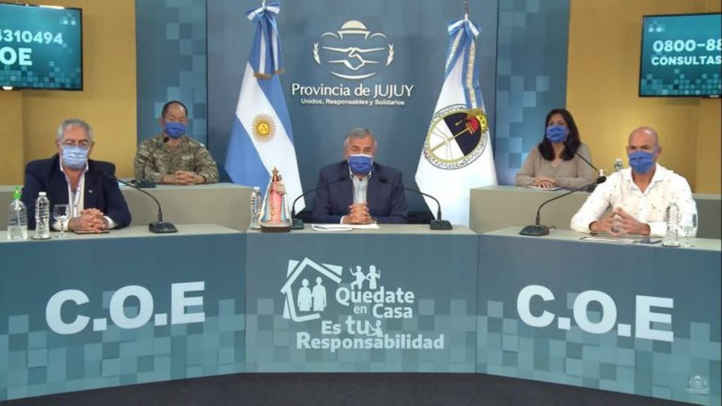 El gobernador Gerardo Morales encabezó la presentación del informe N° 196 del COE provincial, de la que participó el ministro Meyer (der.) para informar resultados del operativo "Fronteras Seguras".