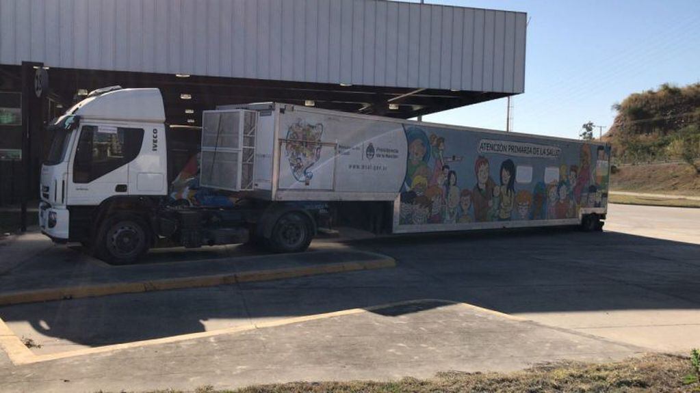 El camión sanitario que realizará los test gratuitos en toda la provincia.