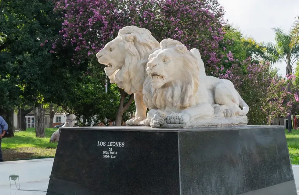 "Los Leones", una de las magníficas obras de la escultora Lola Mora que Jujuy tiene el privilegio de atesorar desde hace casi cien años.