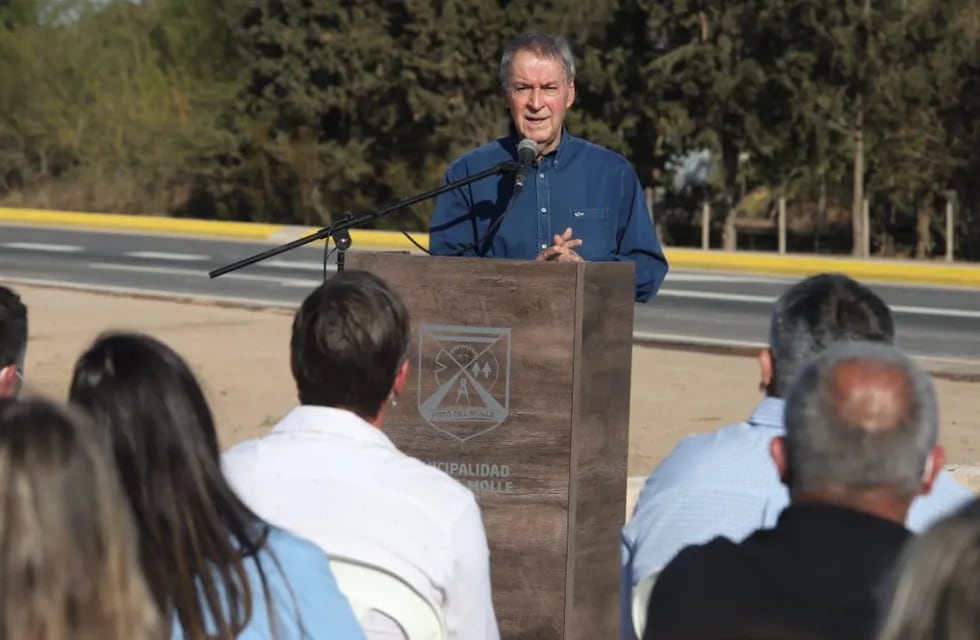 El gobernador Schiaretti, durante el discurso que dio este viernes en Pozo del Molle con reclamos al Gobierno Nacional (Gobierno de Córdoba).