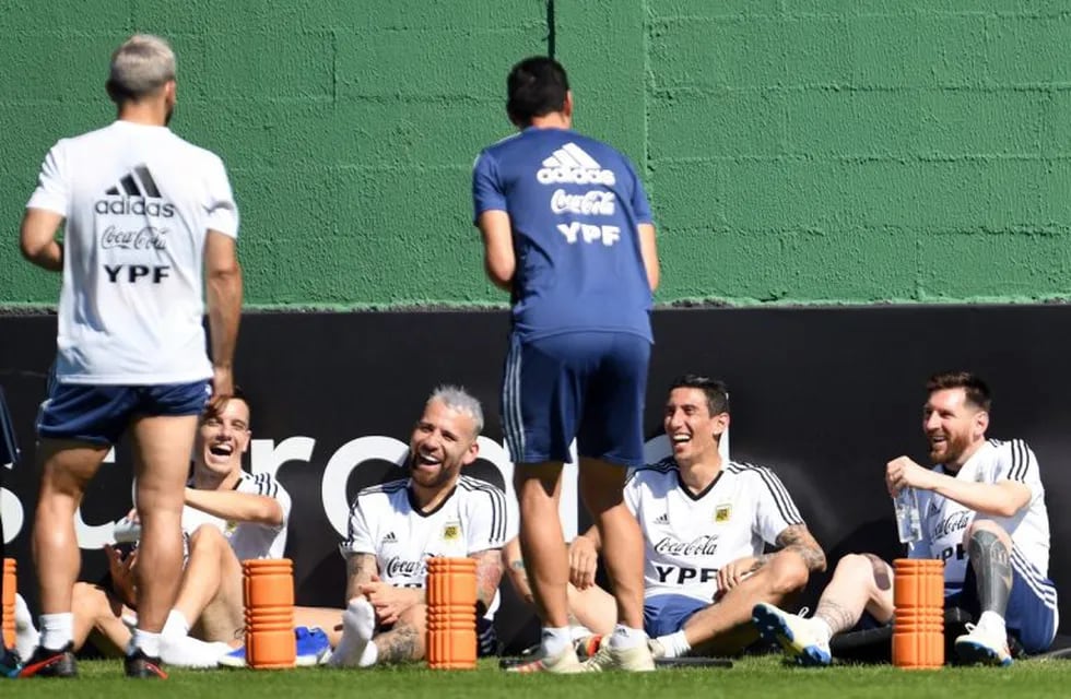 Risas en el entrenamiento de la Selección Argentina (Foto: Juano Tesone)