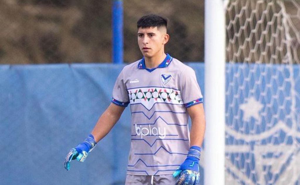 Lautaro Garzón, arquero de las inferiores de Vélez que debutaría ante Instituto. (Prensa Vélez).