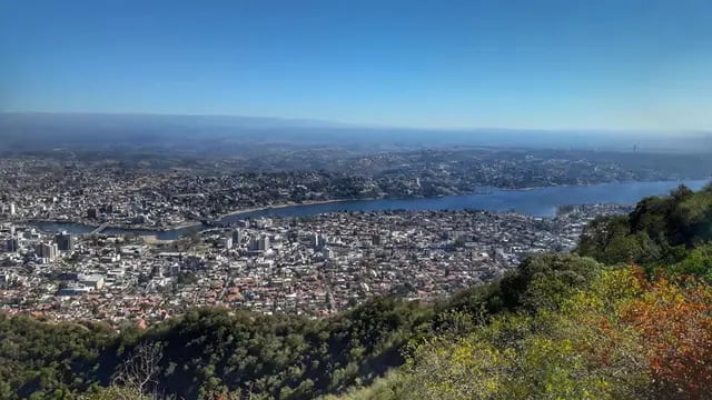 Vista desde el Cerro La Cruz en Villa Carlos Paz.