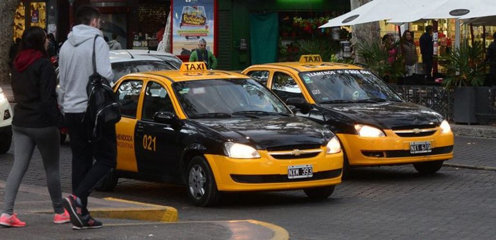 Taxis de Mendoza