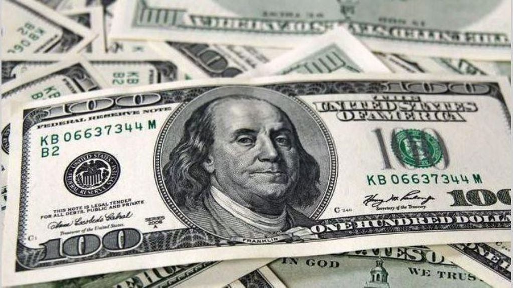 El BCRA confirma que no habrá una devaluación del dólar oficial, sino la creación de un nuevo "dólar campo".