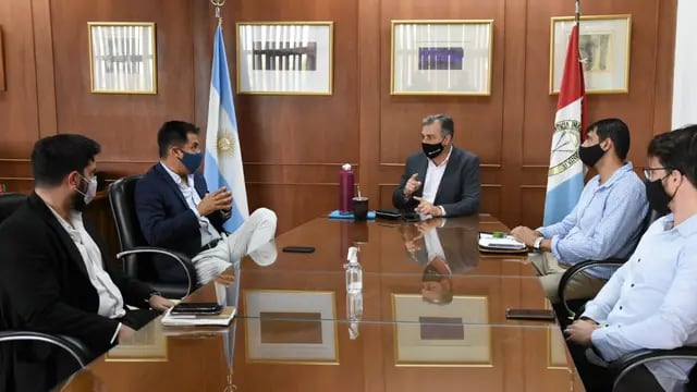 El intendente Luis Castellano se reunió con el Fiscal Federal Gustavo Onel.