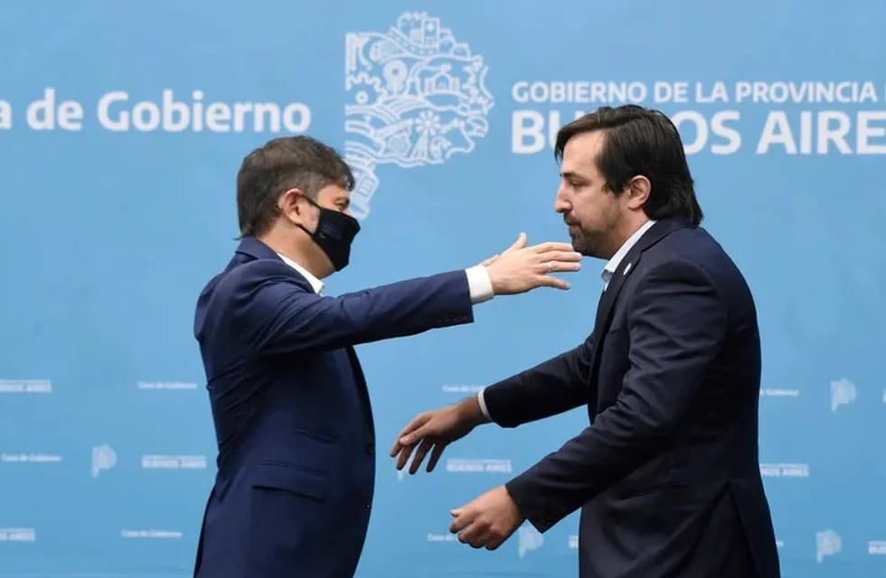 Axel Kicillof y Nicolás Kreplak en la asunción de éste como ministro de Salud bonaerense (Foto: Mauricio Nievas / Clarín)