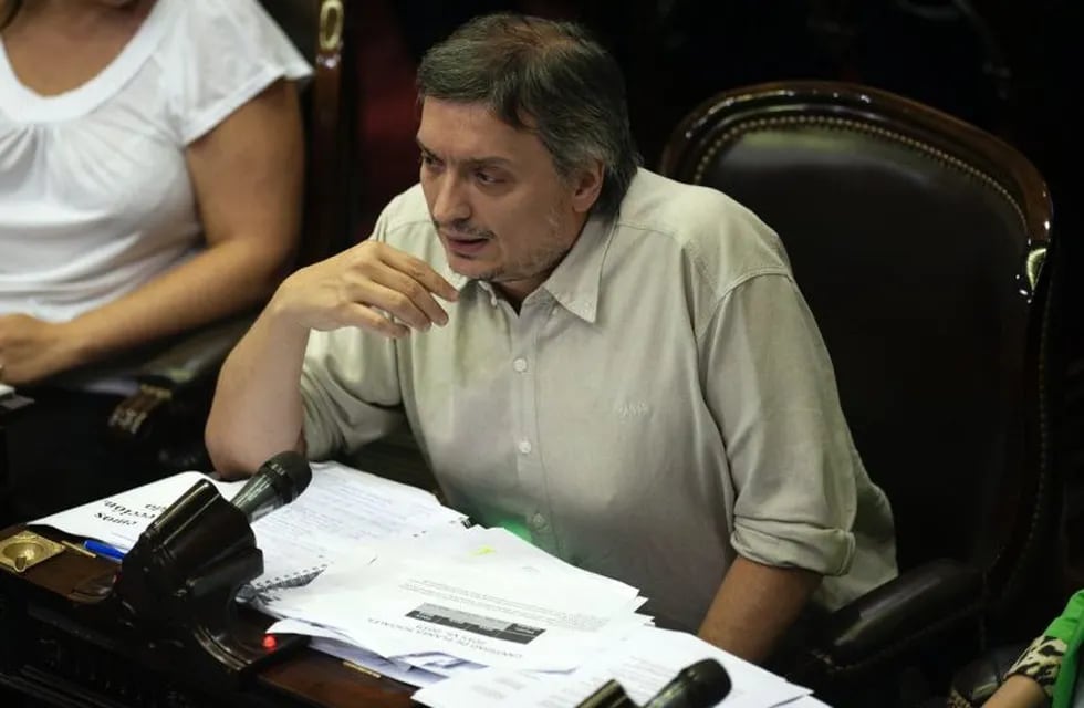 Máximo Kirchner, durante el debate en Diputados por la ley de Emergencia Económica. (Clarín)
