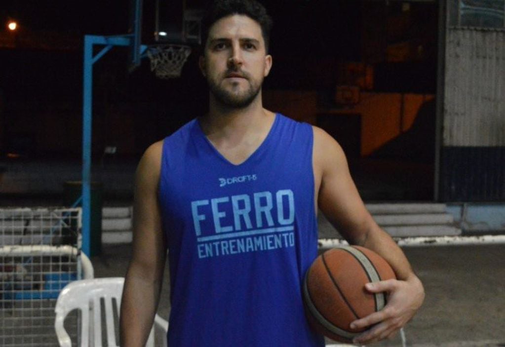 Leandro Merino, Ferro.