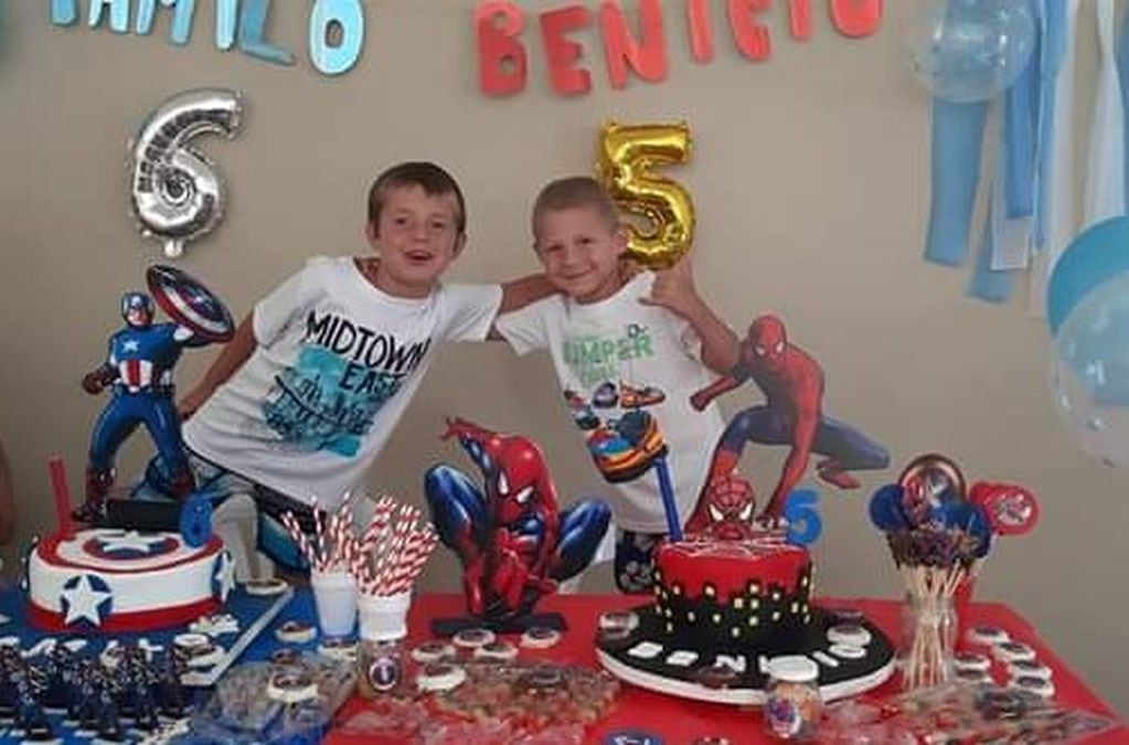 Benicio y Camilo festejaron juntos.