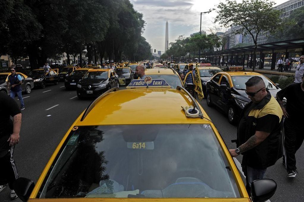Taxistas contra Uber (crédito: Alfredo Martínez)