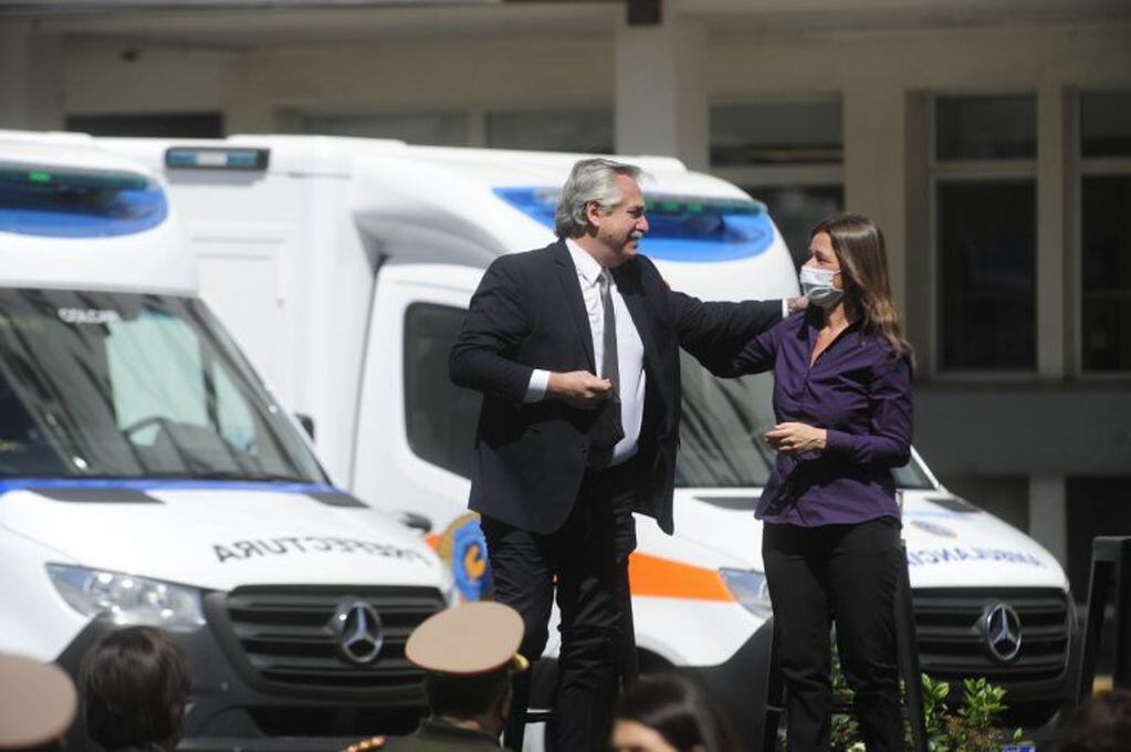 Alberto Fernández en el Churruca. (Foto: Clarín)