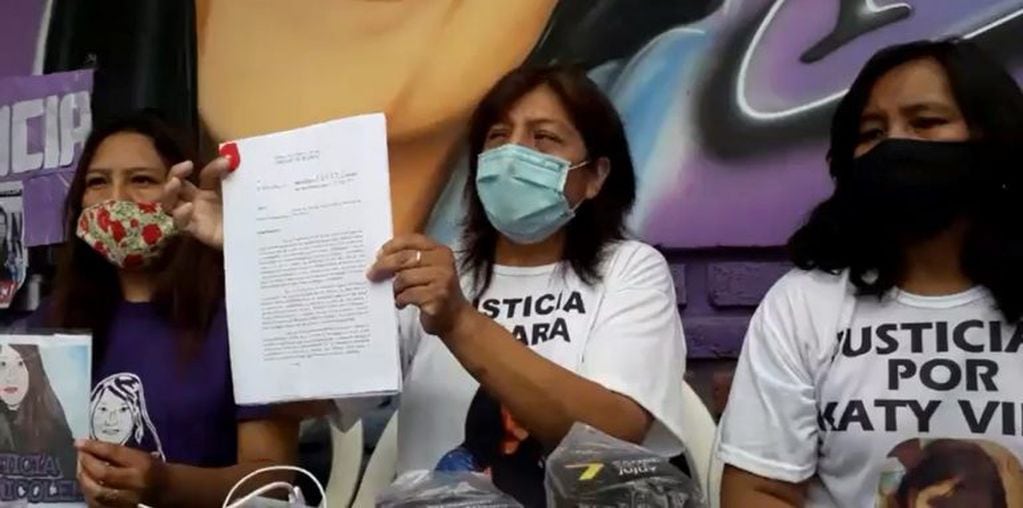 Familiares de víctimas de femicidios y otros asesinatos en Jujuy dijeron que no cesarán en su reclamo de justicia.