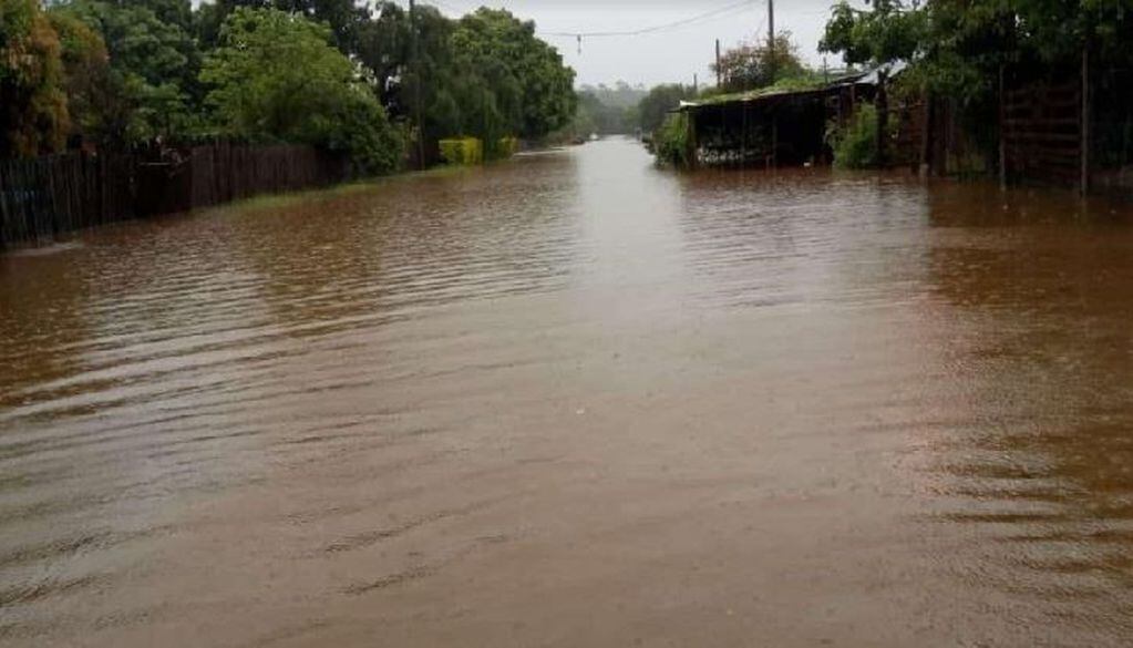 Rutas y caminos de Corrientes anegados por las fuertes lluvias. (Foto: Corrientes Hoy)