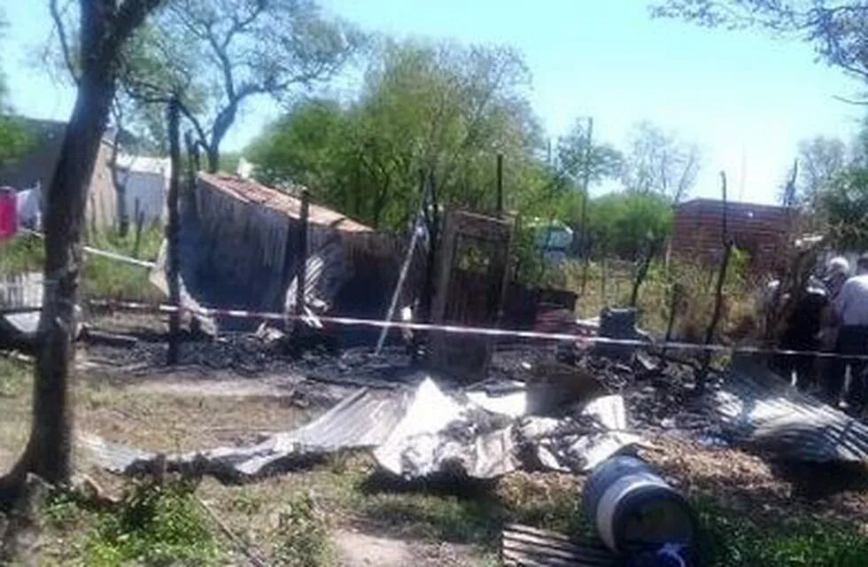 Se incendió una casa y murieron una mujer más dos de sus hijas