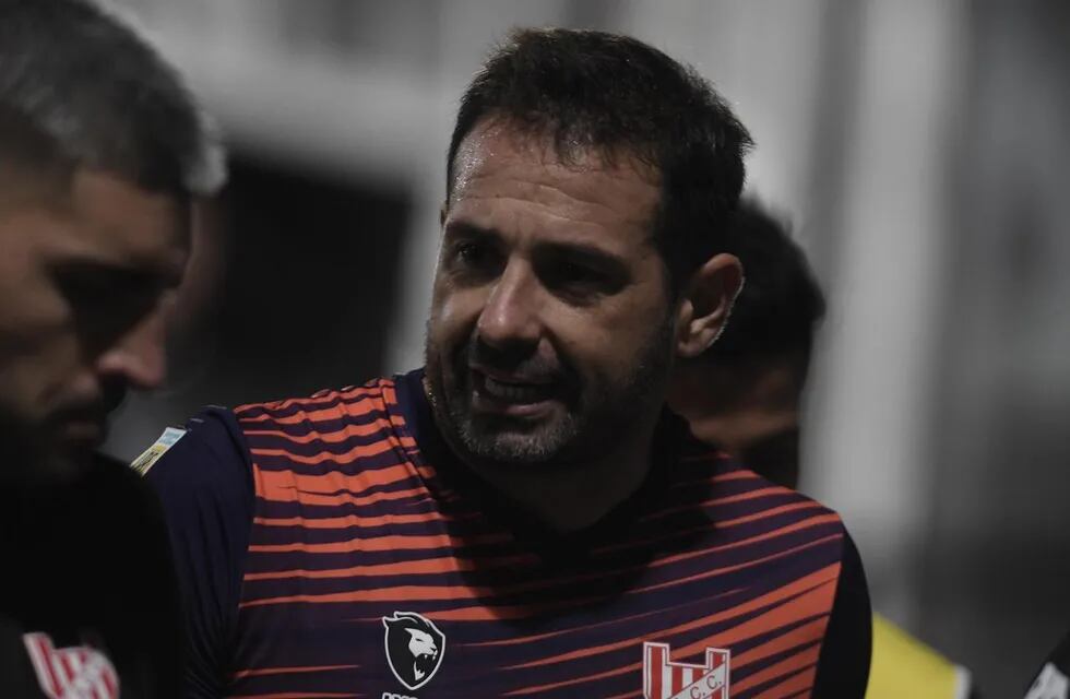 Instituto cayó derrotado 1 a 0 en su visita a Platense en uno de los cuatro encuentros de este viernes en el inicio de la décima fecha de la Liga Profesional de Fútbol (LPF).  (Federico López Claro / La Voz)