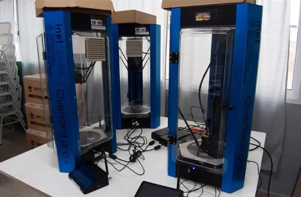 Se entregaron impresoras 3D a escuelas santafesinas