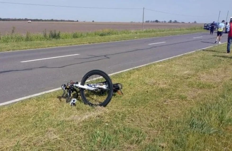 Ciclista atropellado en la ruta S26, cerca de Casilda. (Ministerio de Seguridad)