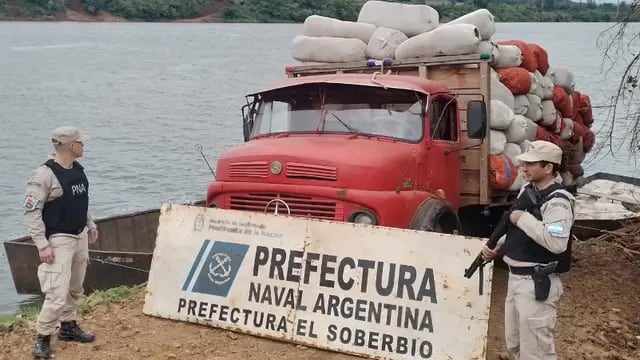 Secuestran contrabando de granos y tabaco en El Soberbio