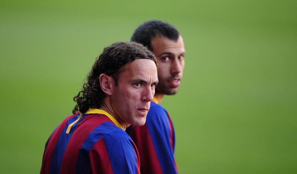 Milito y Masche compartieron un año en el Barcelona y seis en la Selección.