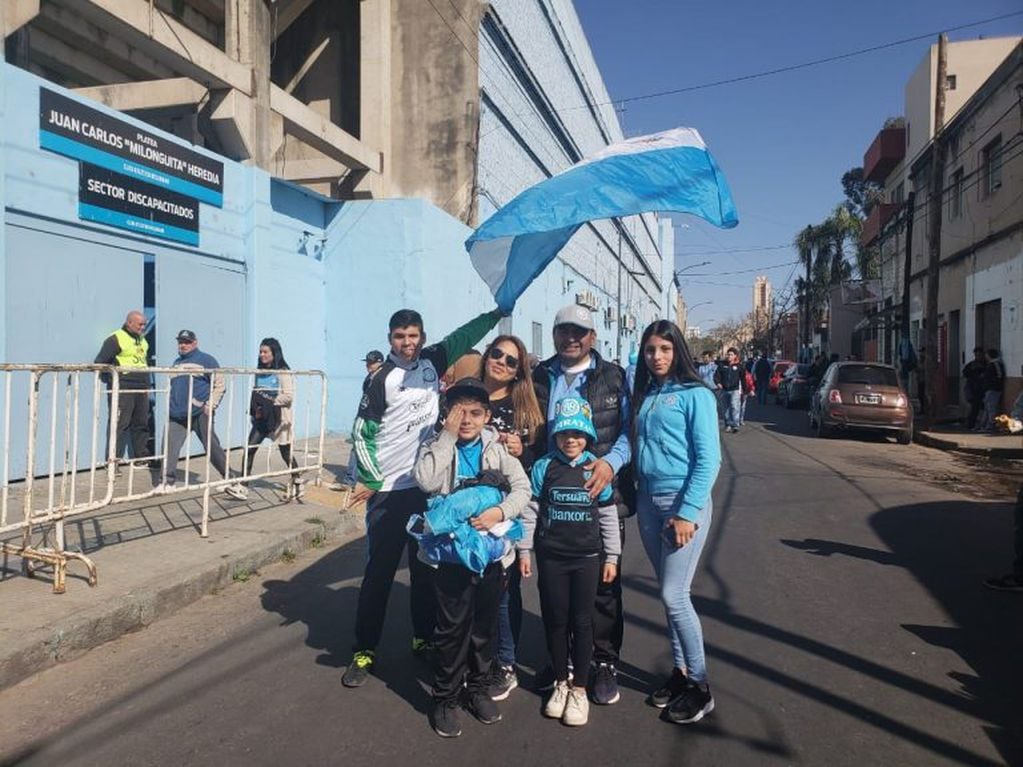 Vuelve el fútbol a barrio Alberdi con el amistoso que jugarán Belgrano y Gimnasia Esgrima de Mendoza.