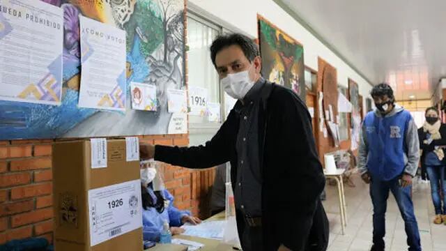 Montecarlo: votó el intendente Jorge Lovato y el diputado Julio Barreto