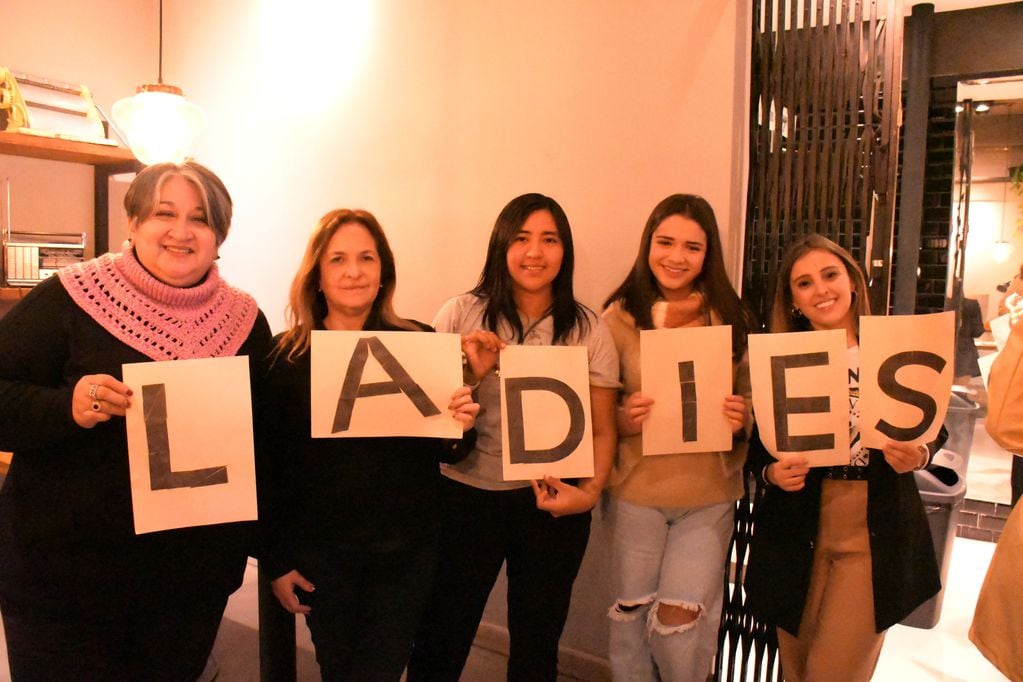 Emprendedoras de los más diversos rubros toma parte de las propuestas de LadiesBrunch Jujuy.