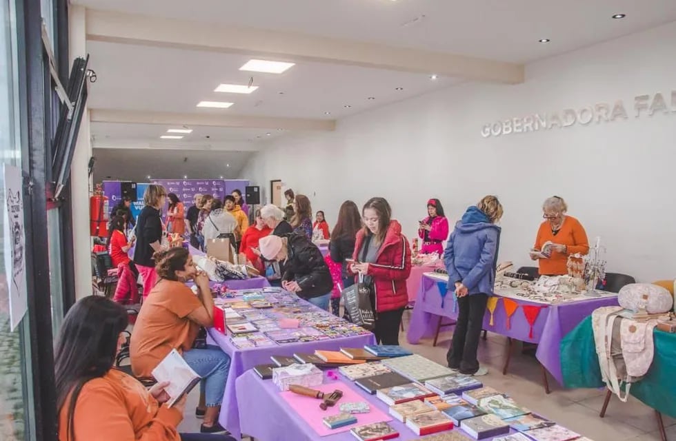 Gran Expo Feria de emprendedoras en la Casa de la Mujer