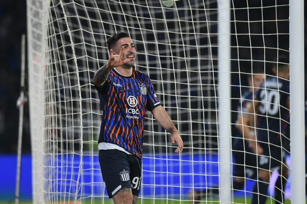 Michael Santos marcó el 1-0 de Talleres ante Godoy Cruz. (Facundo Luque / La Voz)