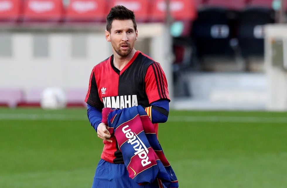 El futbolista de 35 años jugó en el baby rojinegro antes de irse a Barcelona.