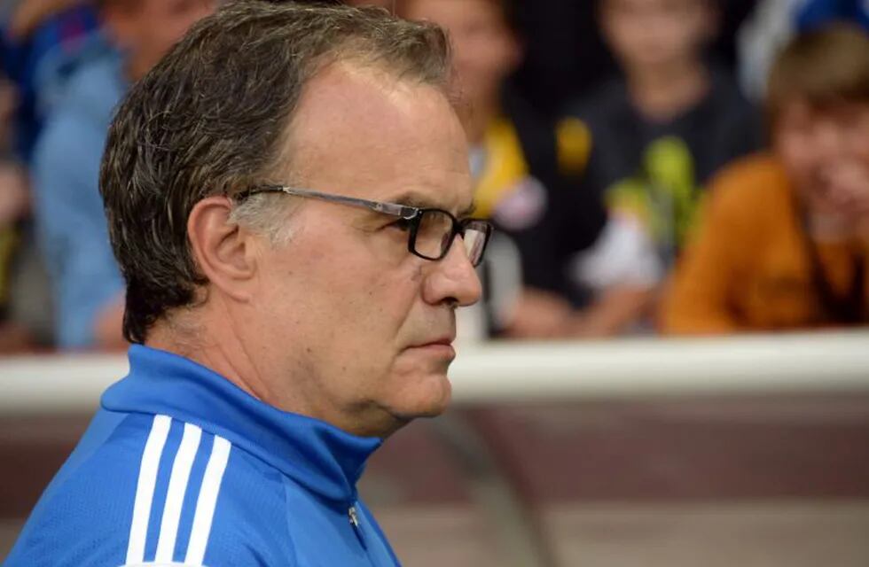 (FILES) This file photo taken on May 16, 2015 shows former Marseille's Argentinian head coach Marcelo Bielsa  looking on during the French Ligue 1 football  match between Lille and Marseille on May 16, 2015 at the Pierre Mauroy stadium in Lille, northern 