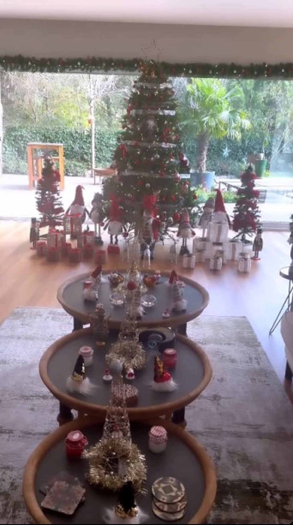 Wanda Nara sorprendió a todos con la decoración navideña de su casa en Turquía casi un mes de Navidad.