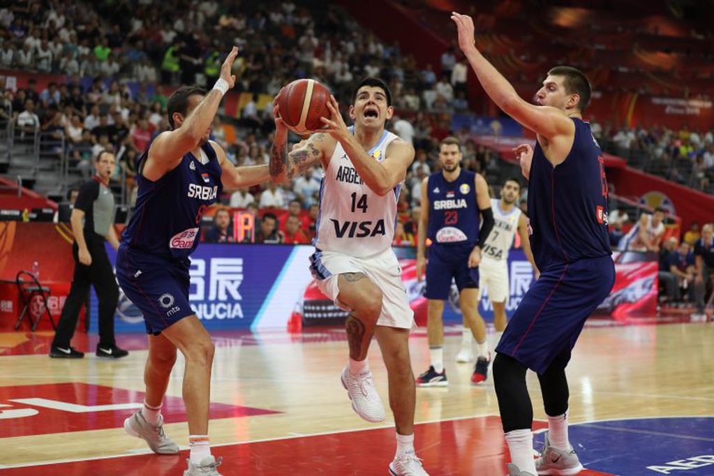 Argentina dejó en el camino a Serbia en cuartos de final, el vigente subcampeón del mundo que esta edición debió conformarse con el quinto puesto (Foto: AP)