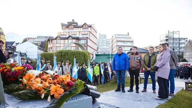 Homenajearon en Ushuaia a los tripulantes del Crucero ARA General Belgrano