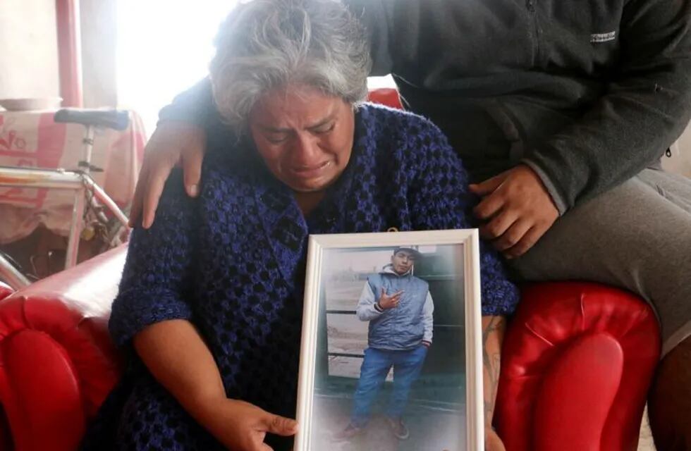 El dolor de la mamá del joven asesinado en San Juan.