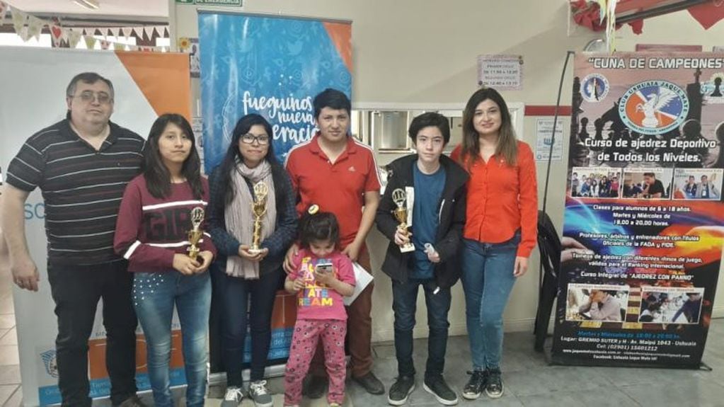 Ganadores del 2° Torneo Intercolegial en Ushuaia