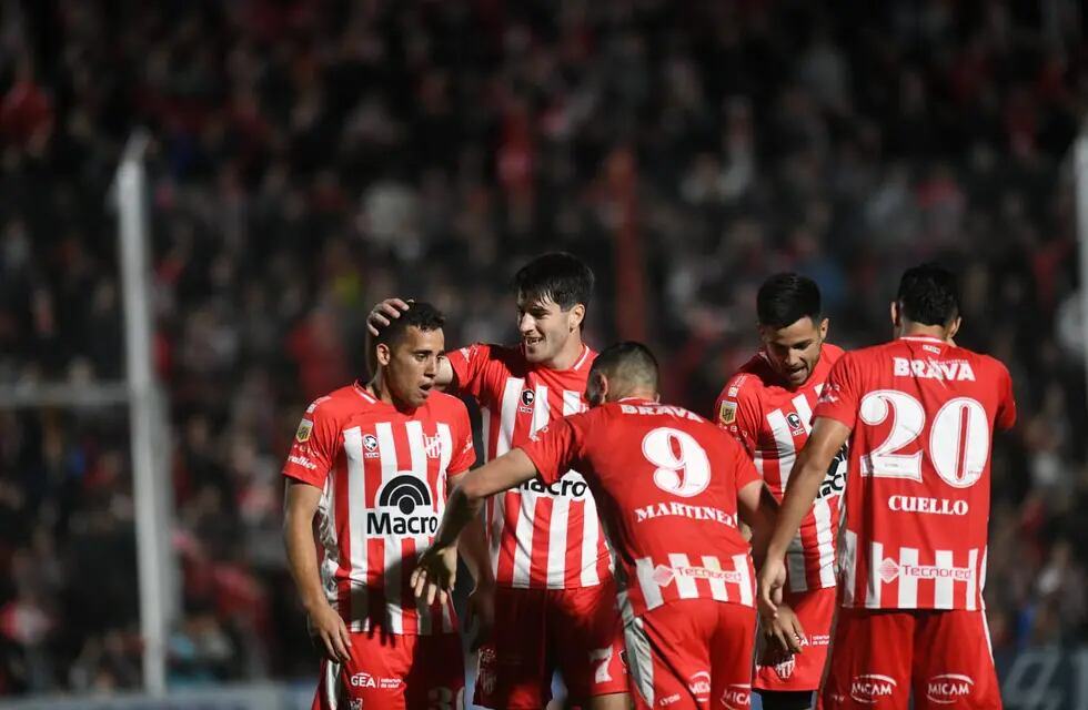 Instituto le ganó a Colón 3-1 en Alta Córdoba, por la quinta fecha de la Copa de la Liga. (Facundo Luque / La Voz)