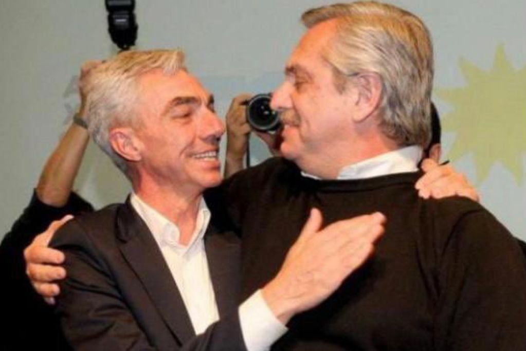 Alberto Fernández y Mario Meoni. La imagen que compartió el presidente en su Twitter.
