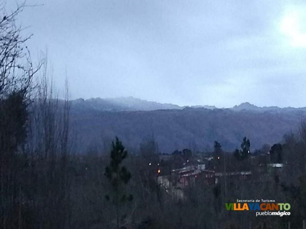 Comenzó a nevar en el Cerro Champaquí, en la zona de Yacanto de Calamuchita. (Municipalidad de Villa Yacanto)
